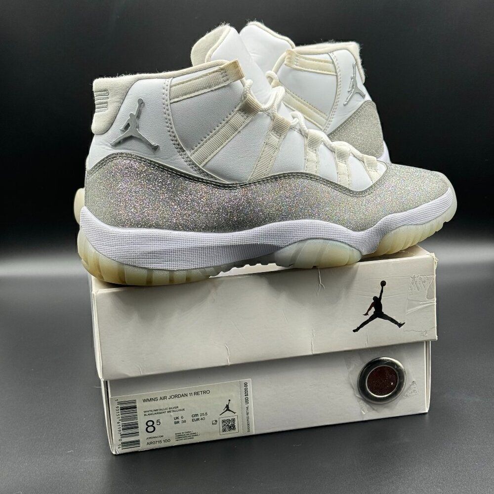 Wmns Air Jordan 11 Retro 'Vast Grey'